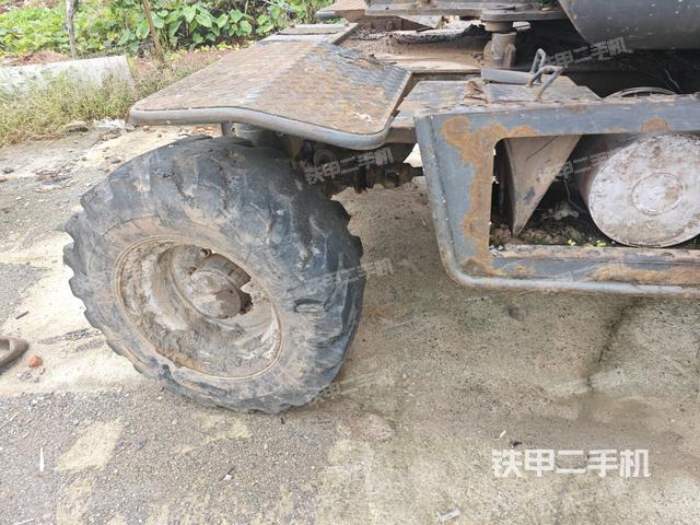 左導(dǎo)向輪(行走機(jī)構(gòu)) 左導(dǎo)向輪(行走機(jī)構(gòu))