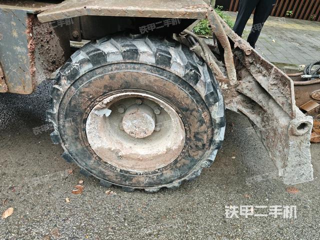 左驅(qū)動(dòng)輪(行走機(jī)構(gòu)) 左驅(qū)動(dòng)輪(行走機(jī)構(gòu))