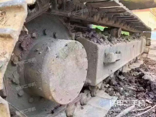 单侧履带整体（整机外观）