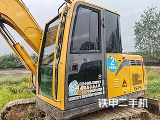 山東臨工E675F挖掘機(jī)