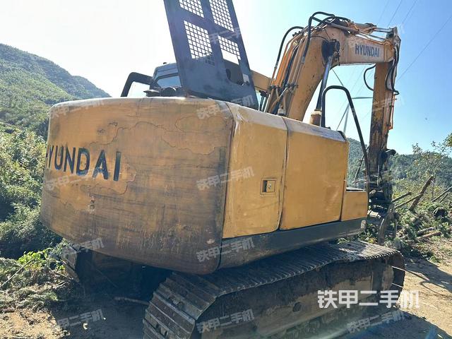 整機(jī)右后45°(整機(jī)外觀) 整機(jī)右后45°(整機(jī)外觀)