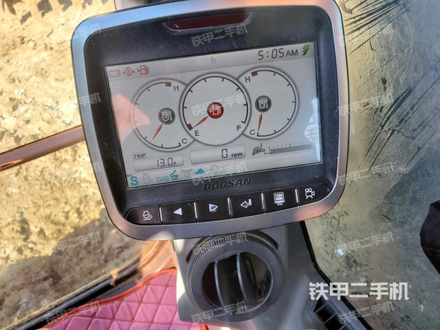 顯示屏?(駕駛室部分) 顯示屏?(駕駛室部分)
