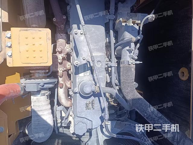 發(fā)動機整體俯視(整機外觀) 發(fā)動機整體俯視(整機外觀)