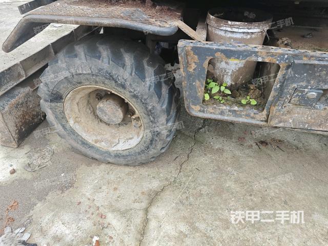 右驅(qū)動(dòng)輪(行走機(jī)構(gòu)) 右驅(qū)動(dòng)輪(行走機(jī)構(gòu))