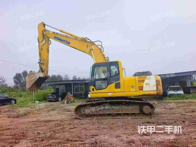小松PC200-8M0挖掘机