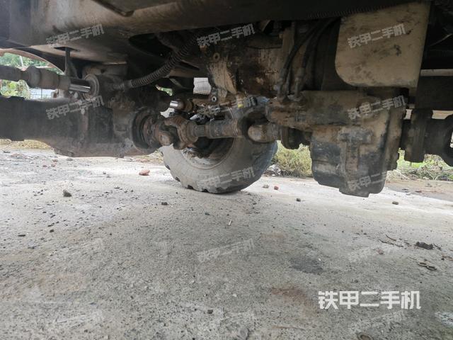 右側(cè)行走馬達(dá)蓋板(行走機(jī)構(gòu)) 右側(cè)行走馬達(dá)蓋板(行走機(jī)構(gòu))