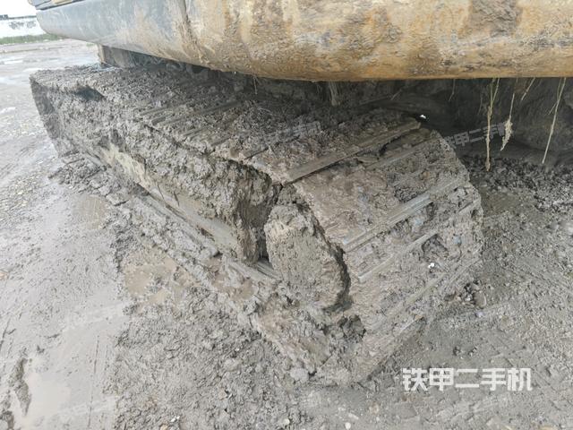 右側(cè)履帶整體（行走機(jī)構(gòu)）