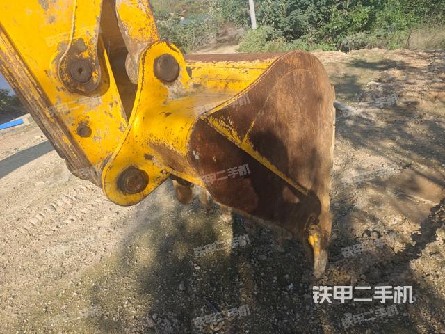 小臂整体左后（工作和回转装置）