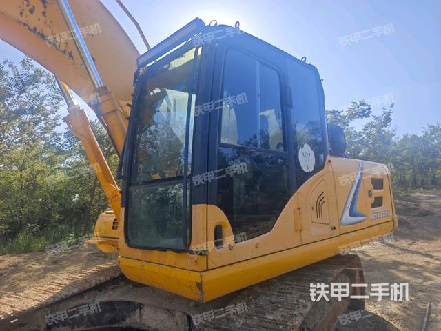 驾驶室左后45度（驾驶室部分）