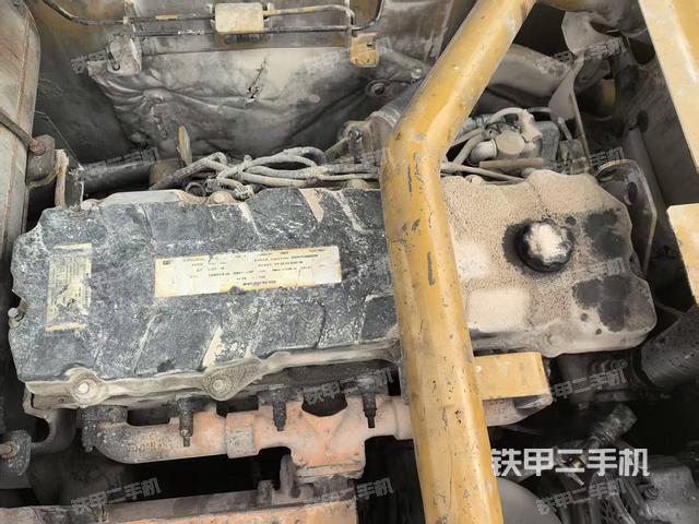 發(fā)動(dòng)機(jī)整體俯視(整機(jī)外觀) 發(fā)動(dòng)機(jī)整體俯視(整機(jī)外觀)