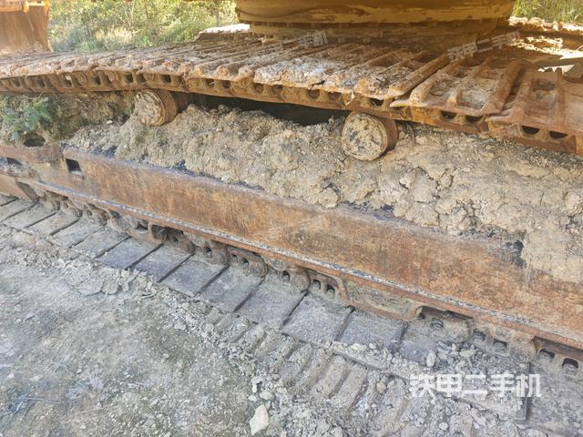 右侧行走马达盖板（行走机构）