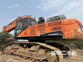 斗山DX520LC-9C挖掘機(jī)