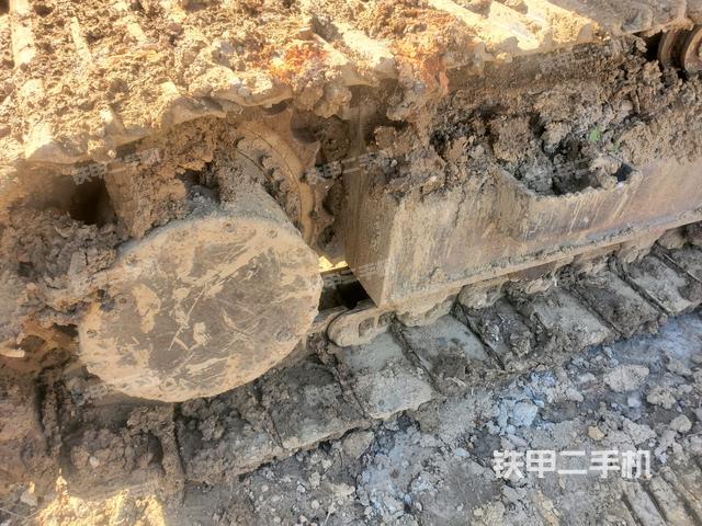 左側(cè)行走馬達(dá)蓋板(行走機(jī)構(gòu)) 左側(cè)行走馬達(dá)蓋板(行走機(jī)構(gòu))