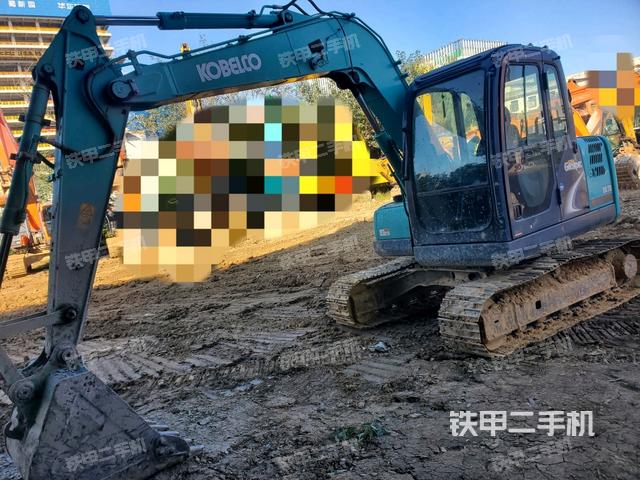 神鋼SK75-8挖掘機