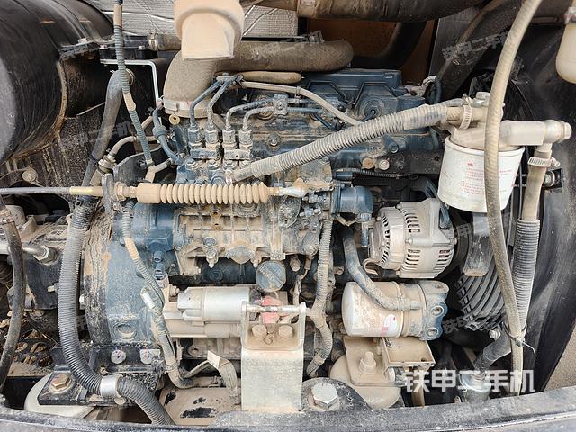 发动机整体俯视（整机外观）