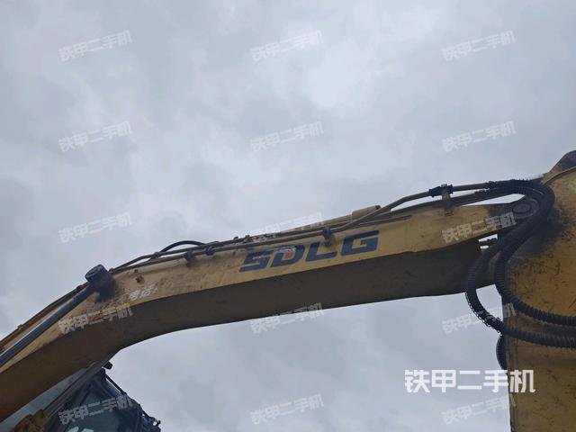 大臂整體?右側(cè)（工作和回轉(zhuǎn)裝置）