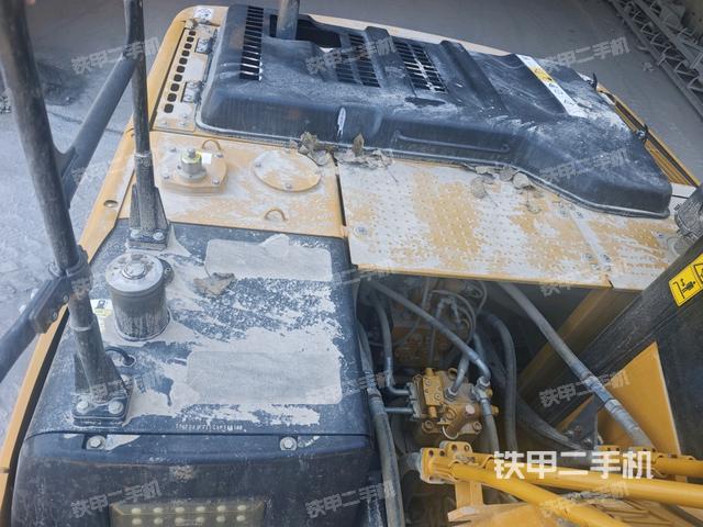 大臂根部 斜视（工作和回转装置）