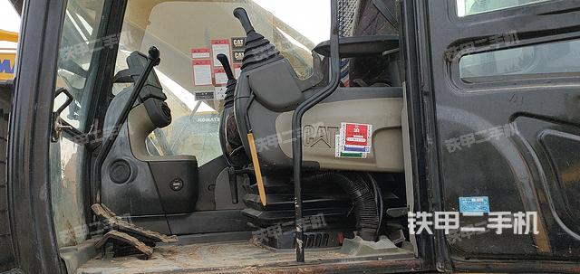 驾驶室整体（整机外观）