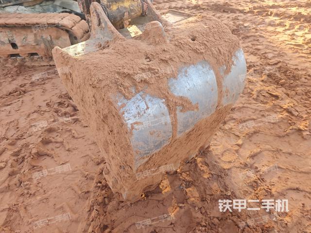 鏟斗45度(工作和回轉(zhuǎn)裝置) 鏟斗45度(工作和回轉(zhuǎn)裝置)