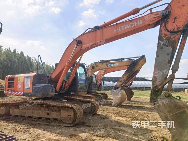 右前45(整機(jī)外觀) 右前45(整機(jī)外觀)