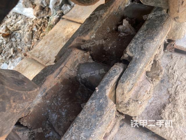 右側(cè)行走馬達(dá)蓋板（行走機(jī)構(gòu)）