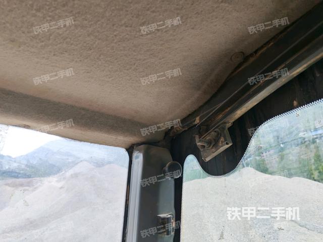 駕駛室正側(cè)(駕駛室部分) 駕駛室正側(cè)(駕駛室部分)