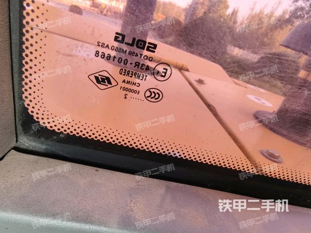 后窗玻璃角标(驾驶室部分) 后窗玻璃角标(驾驶室部分)