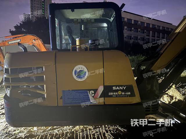 整机右后45°(整机外观) 整机右后45°(整机外观)