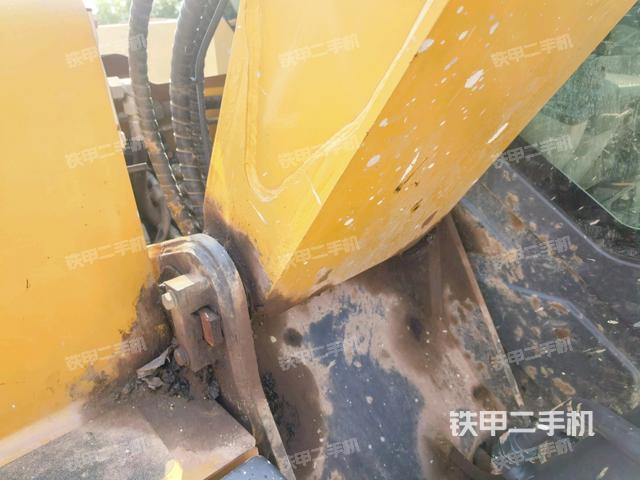 大臂根部 斜(工作和回转装置) 大臂根部 斜(工作和回转装置)