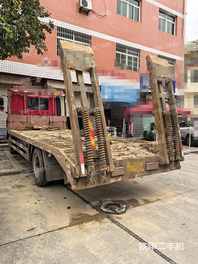 整機左側(cè)(設備外觀及核心部件) 整機左側(cè)(設備外觀及核心部件)