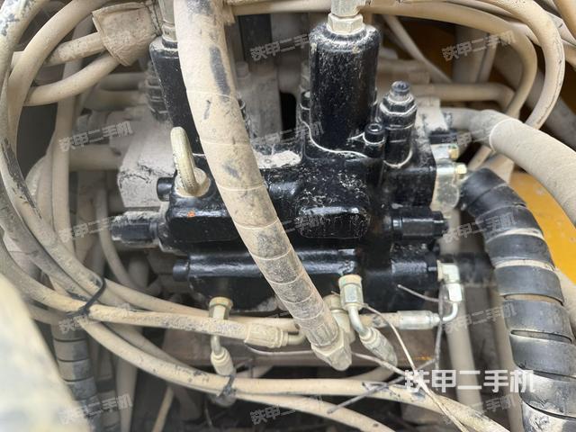 分配閥(上車(chē)部件) 分配閥(上車(chē)部件)