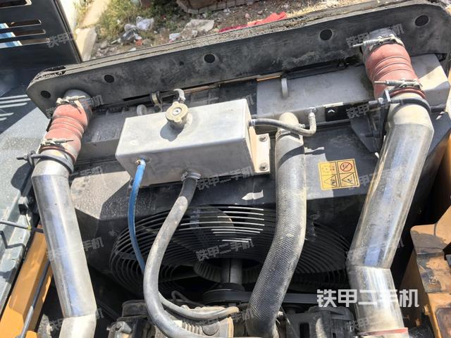 水箱+風(fēng)扇特寫(上車部件) 水箱+風(fēng)扇特寫(上車部件)
