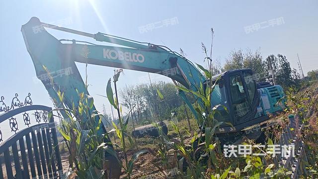 神鋼SK210LC-10挖掘機