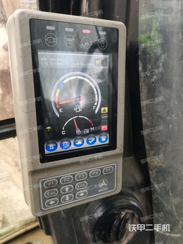 小時表(駕駛室部分) 小時表(駕駛室部分)