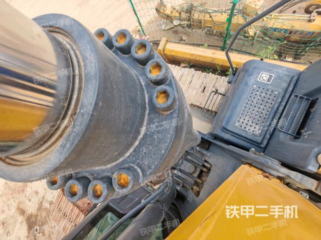 整機右后45°(整機外觀) 整機右后45°(整機外觀)