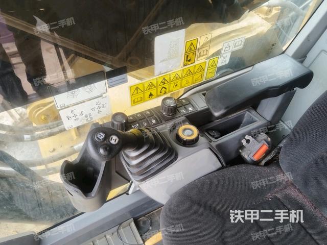 后窗玻璃角標(biāo)(駕駛室部分) 后窗玻璃角標(biāo)(駕駛室部分)