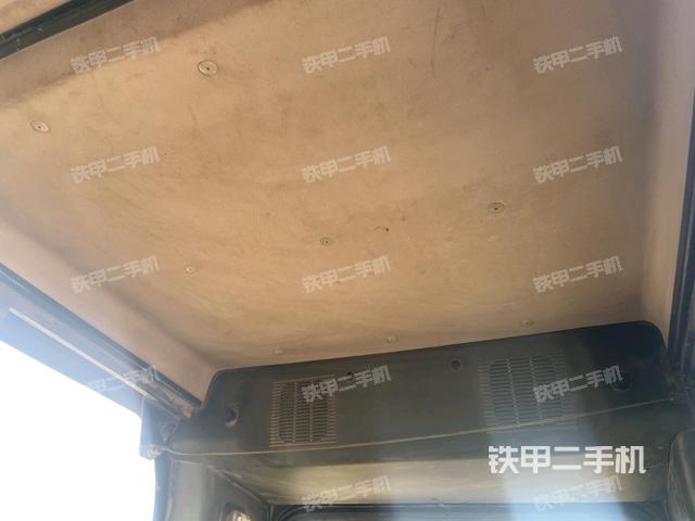 后窗玻璃角標(biāo)（駕駛室部分）