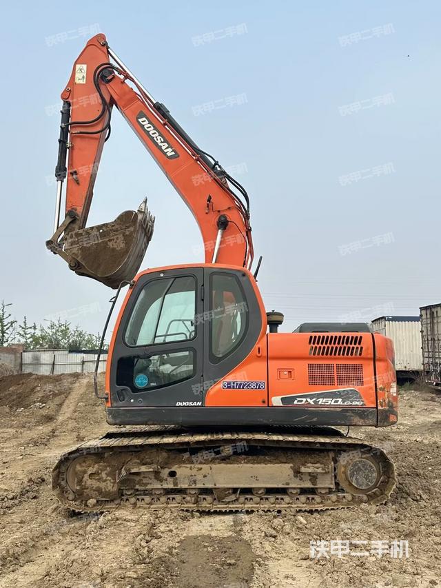 斗山DX150LC-9C挖掘机