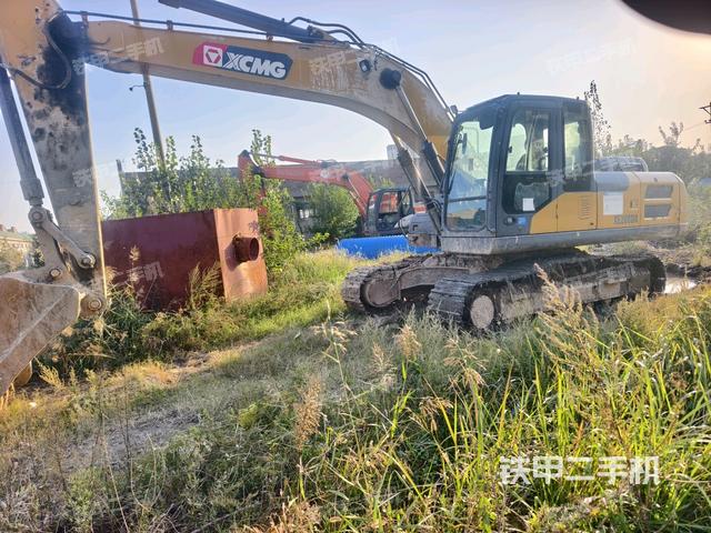 徐工XE200DA挖掘機(jī)