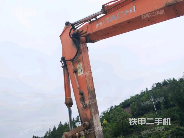 小臂整體右前(工作和回轉(zhuǎn)裝置) 小臂整體右前(工作和回轉(zhuǎn)裝置)