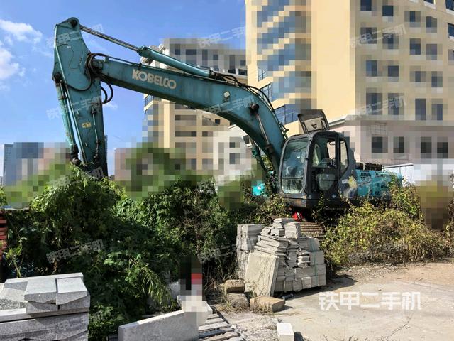 神鋼SK250-8挖掘機