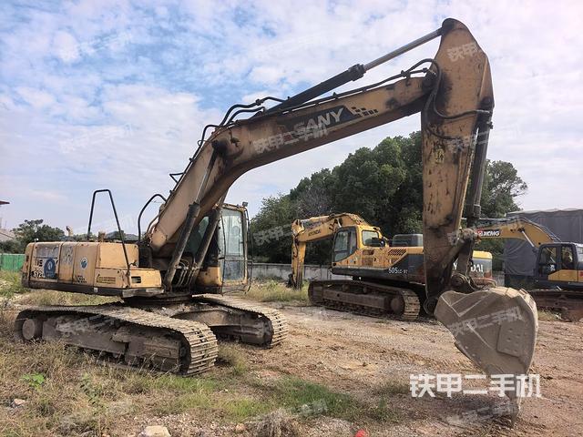 右前45(整機外觀) 右前45(整機外觀)
