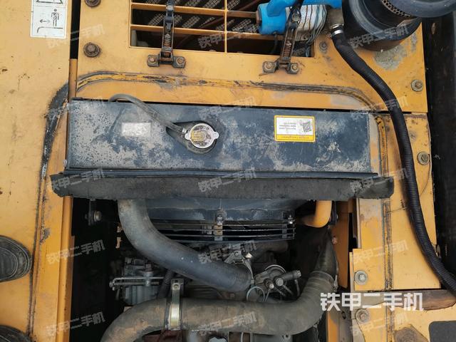 水箱+風(fēng)扇特寫(上車部件) 水箱+風(fēng)扇特寫(上車部件)