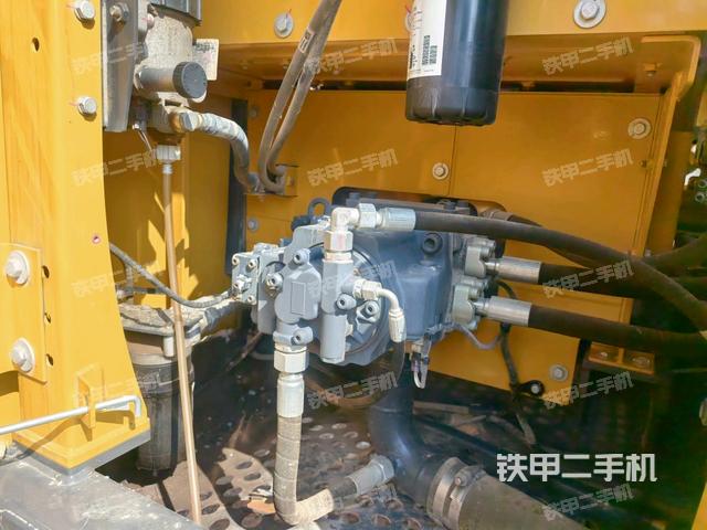 液壓泵室(大件艙室) 液壓泵室(大件艙室)