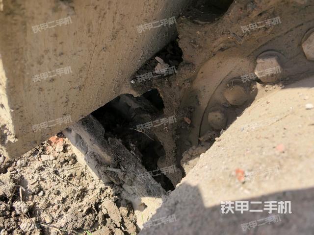 右驅(qū)動輪(行走機(jī)構(gòu)) 右驅(qū)動輪(行走機(jī)構(gòu))