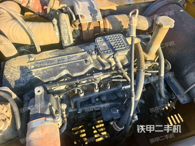 氣門室蓋螺絲特寫(上車部件) 氣門室蓋螺絲特寫(上車部件)