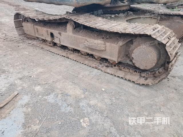 左導(dǎo)向輪(行走機構(gòu)) 左導(dǎo)向輪(行走機構(gòu))