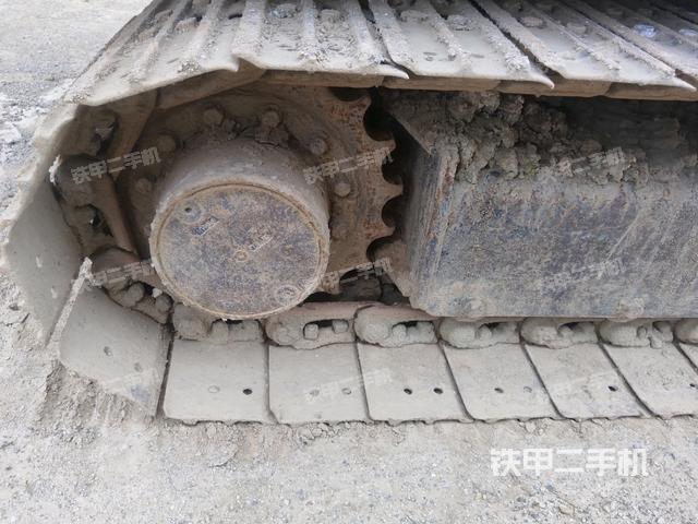左侧行走马达盖板(行走机构) 左侧行走马达盖板(行走机构)