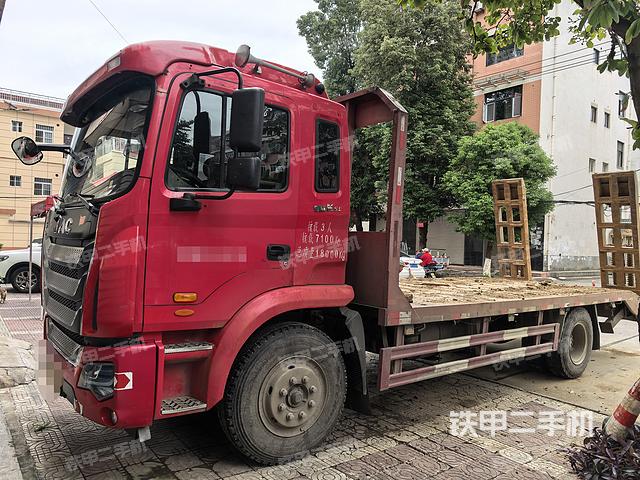 江淮重工4X2平板運輸車