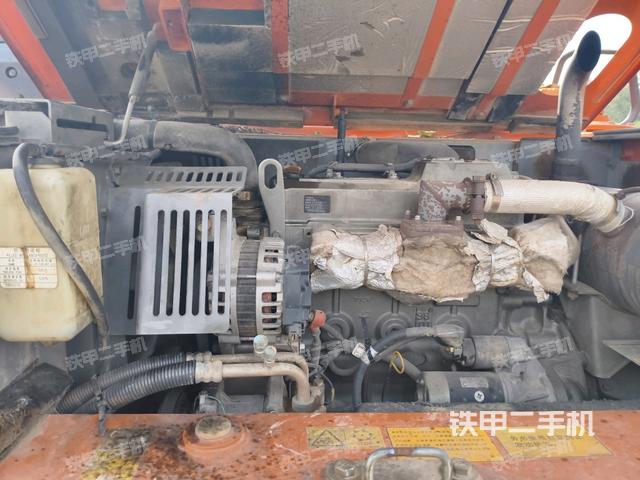 發(fā)動機整體俯視(整機外觀) 發(fā)動機整體俯視(整機外觀)